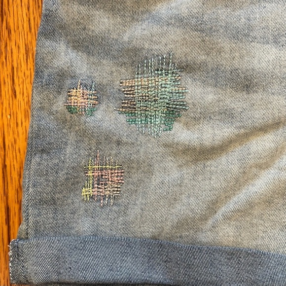 NEW Cat & Jack Adjustable Waist Super Stretch Embroidered Jean Shorts Sz XXL - Picture 3 of 8